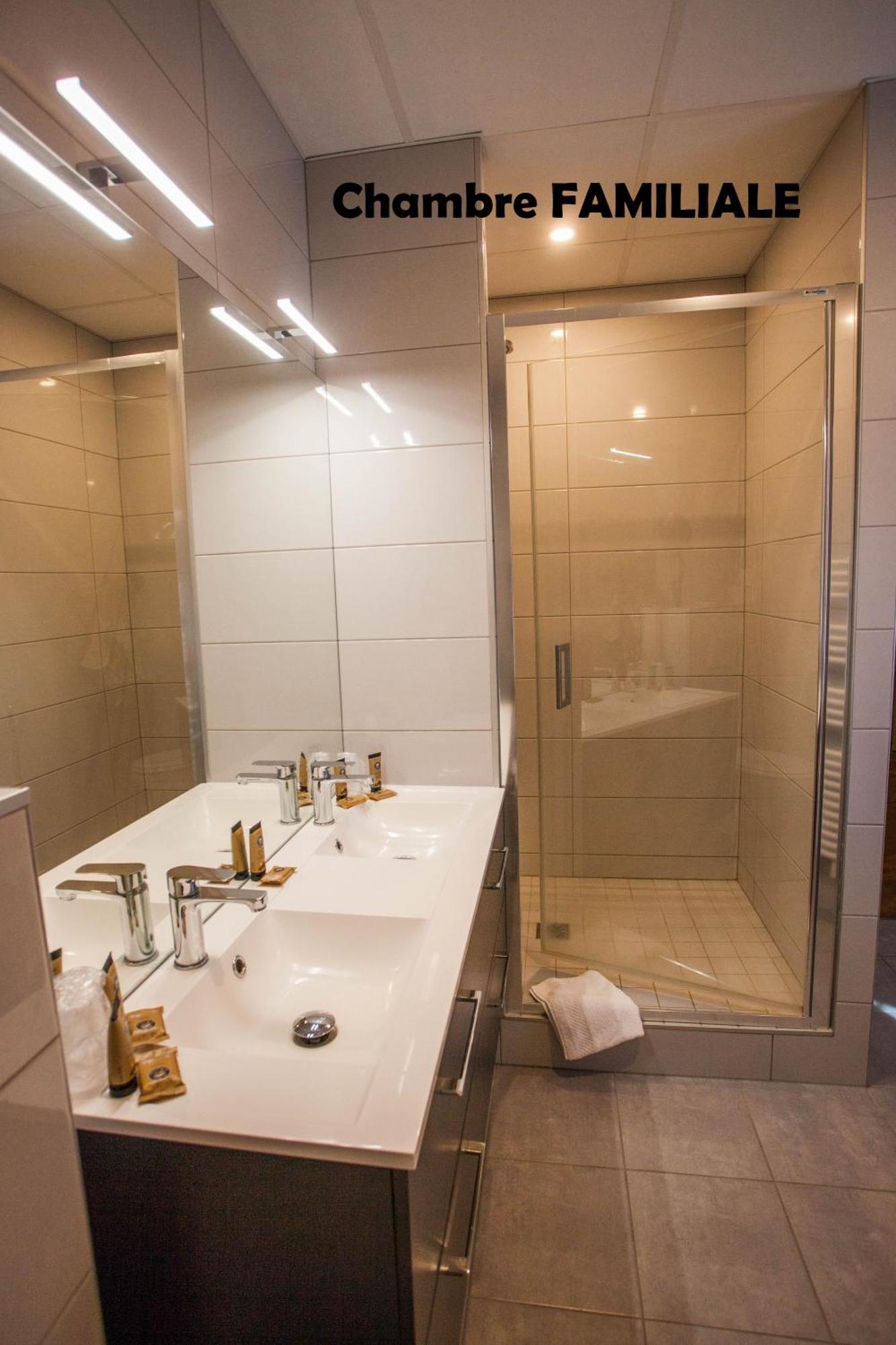 Hotel Terminus - Pizzeria Pizz'a Gogo - Salle De Sport - Face A La Gare Lons-le-Saunier