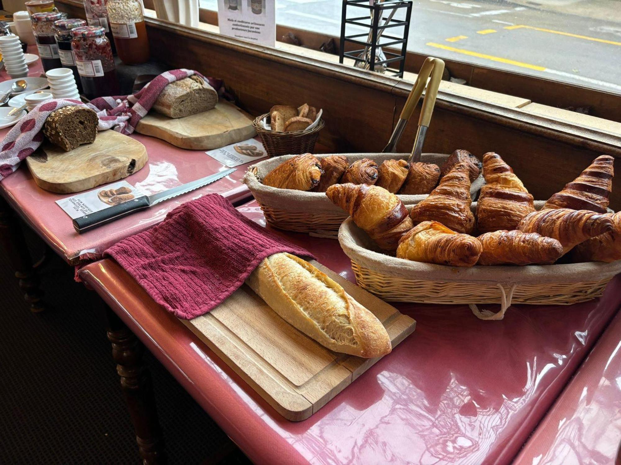 Terminus - Pizzeria Pizz'a Gogo - Salle De Sport - Face A La Gare