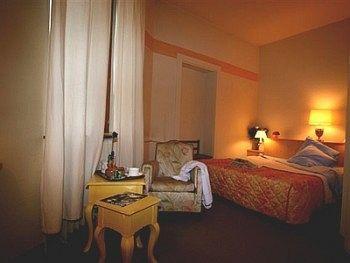 Terminus - Pizzeria Pizz'a Gogo - Salle De Sport - Face A La Gare Hotel 2*