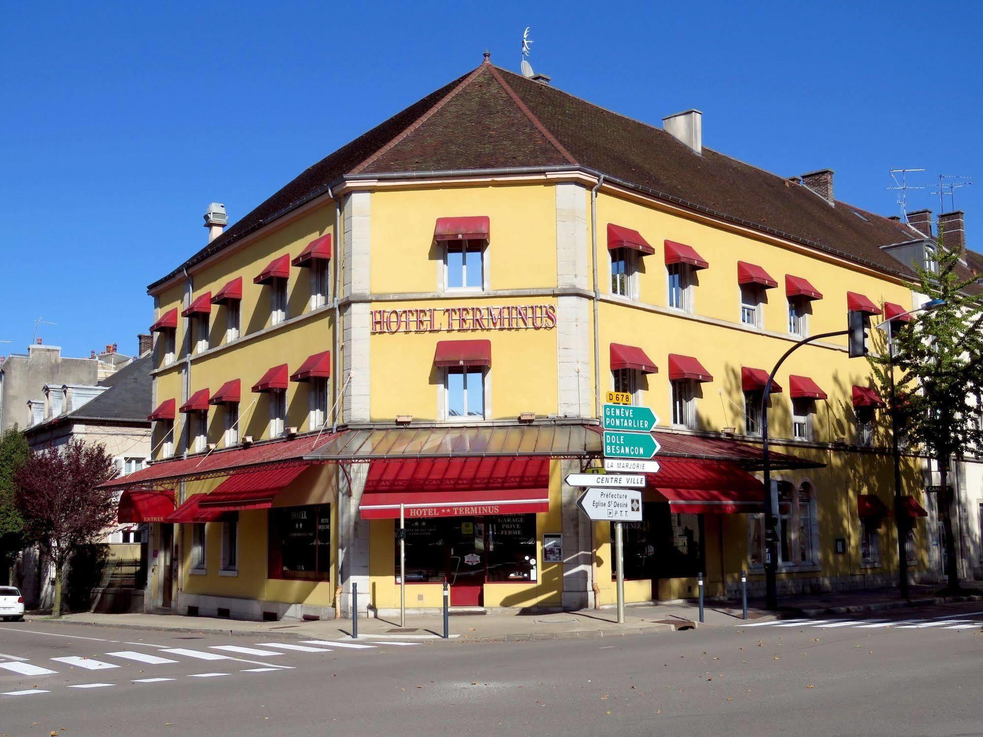 Terminus - Pizzeria Pizz'a Gogo - Salle De Sport - Face A La Gare Hotel