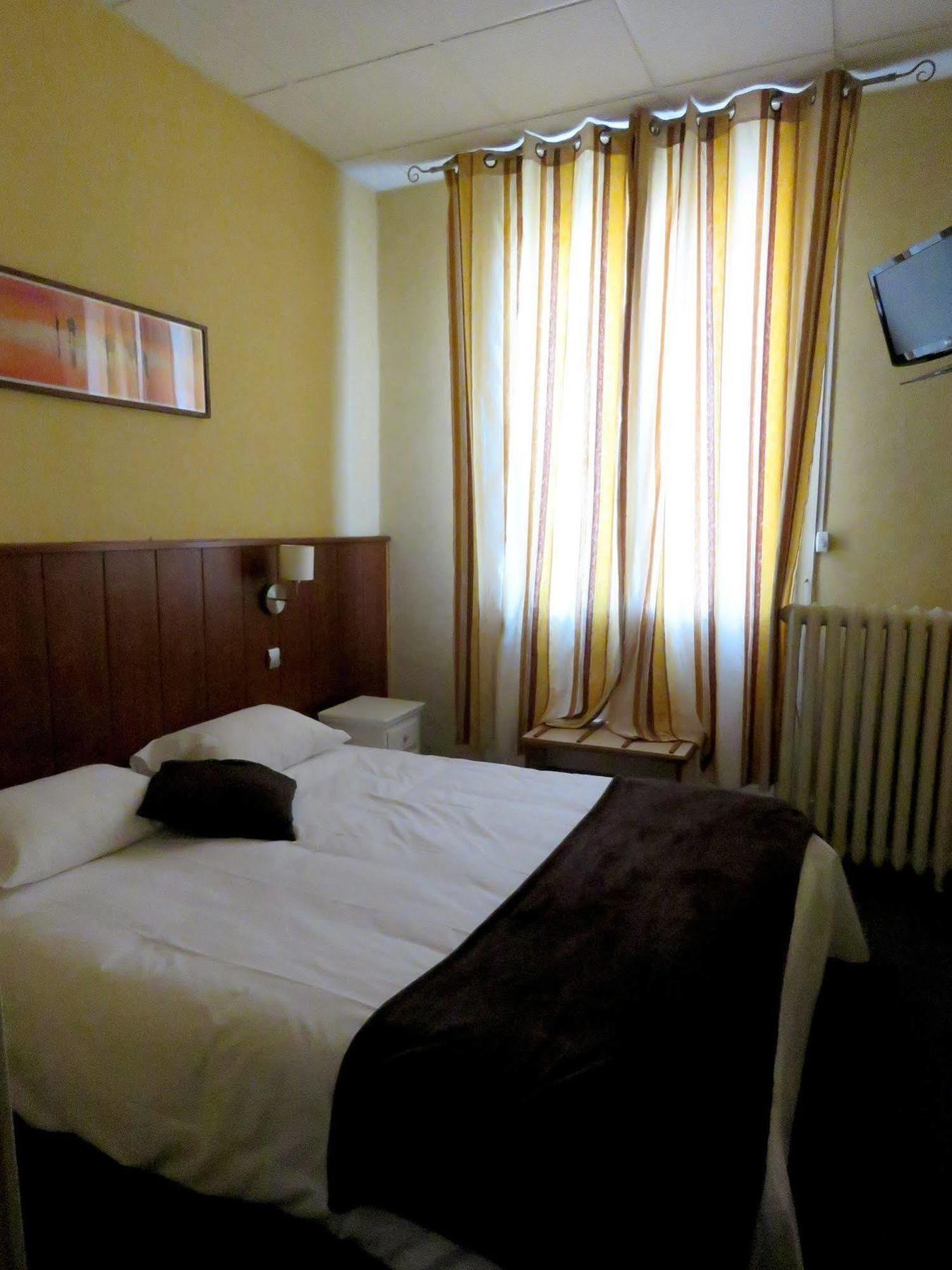 Terminus - Pizzeria Pizz'a Gogo - Salle De Sport - Face A La Gare