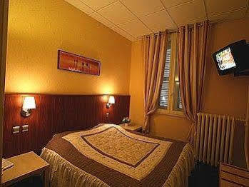 Terminus - Pizzeria Pizz'a Gogo - Salle De Sport - Face A La Gare Hotel 2*